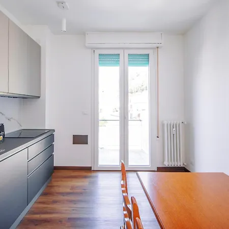 Διαμέρισμα Elegant Apartment-con Free Wi-fi & A/c