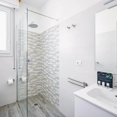 Apartment Elegant Apartment-con Free Wi-fi & A/c Sanremo